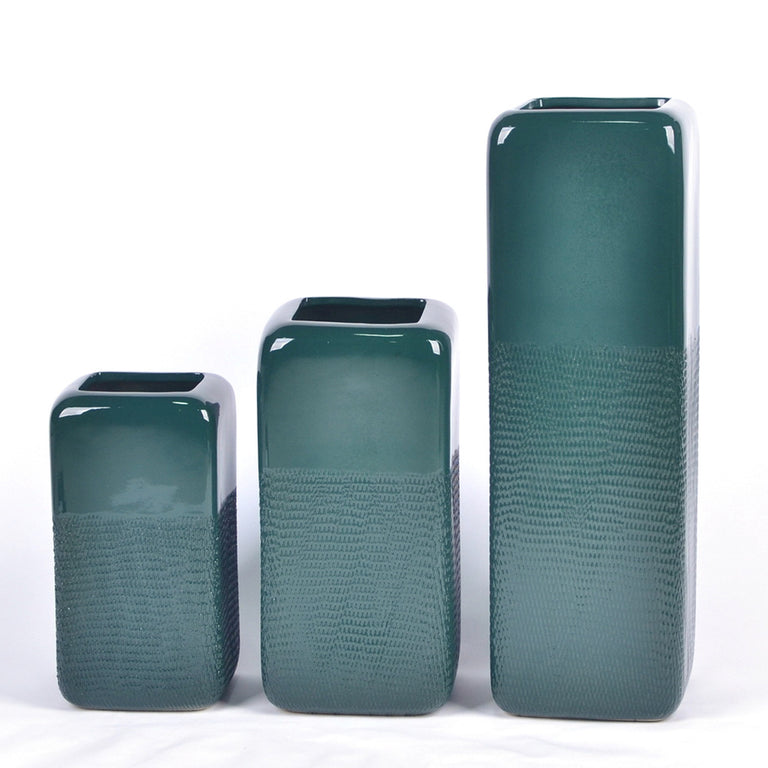 FOREST SQUARED GROOVED VASE