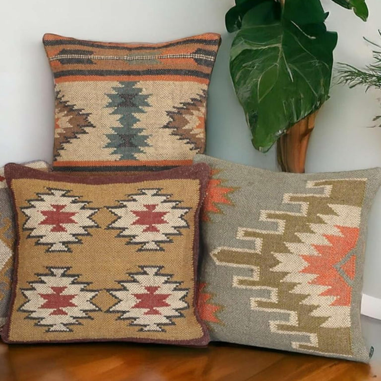 FOUR SUNS WOOL KILIM | DECORATIVE THROW PILLOW