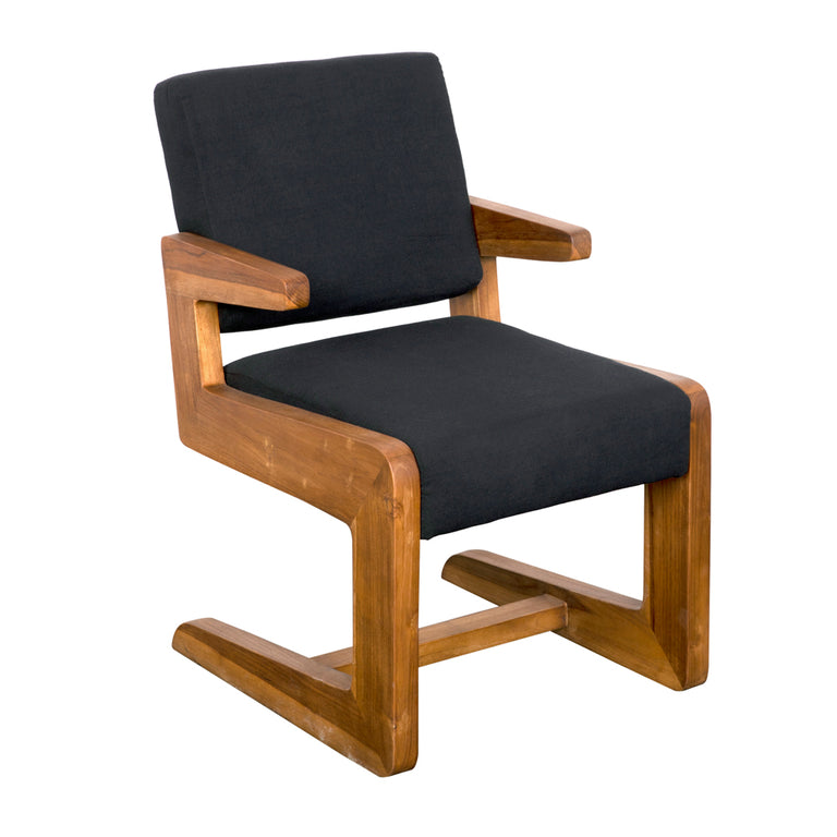 BRUCE CHAIR | SEATING