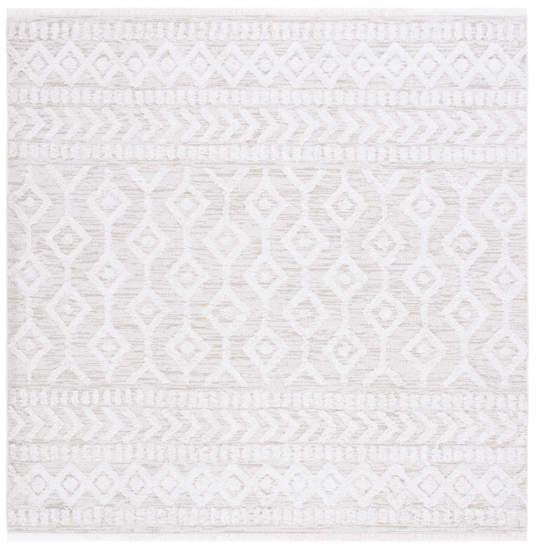 MÄÄTTÄ | RUGS