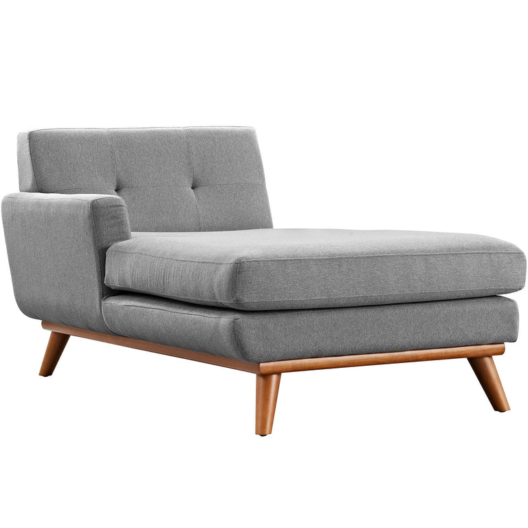 ENGAGE SOFAS AND ARMCHAIRS | LIVING ROOM