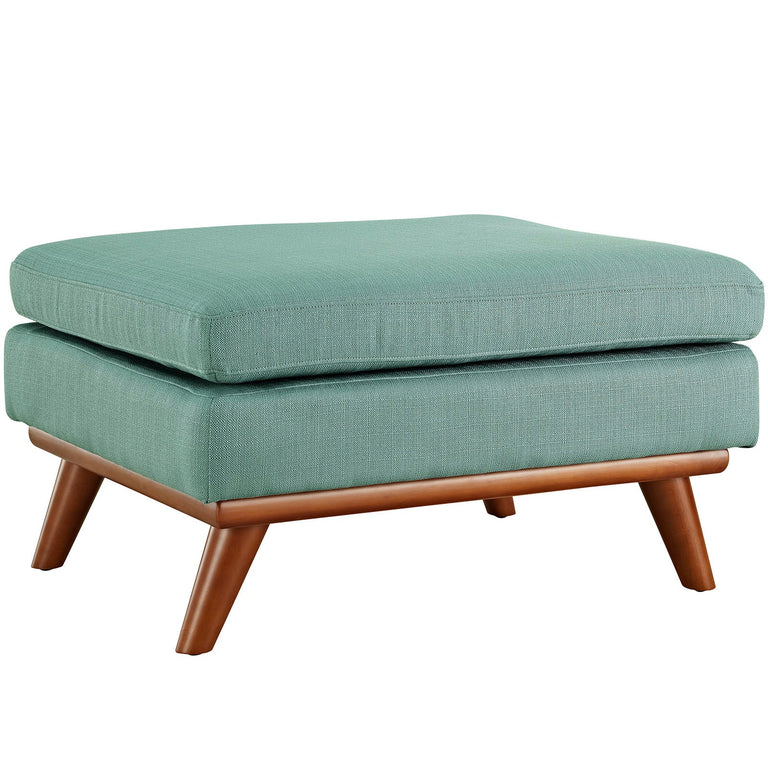 ENGAGE SOFAS AND ARMCHAIRS | LIVING ROOM