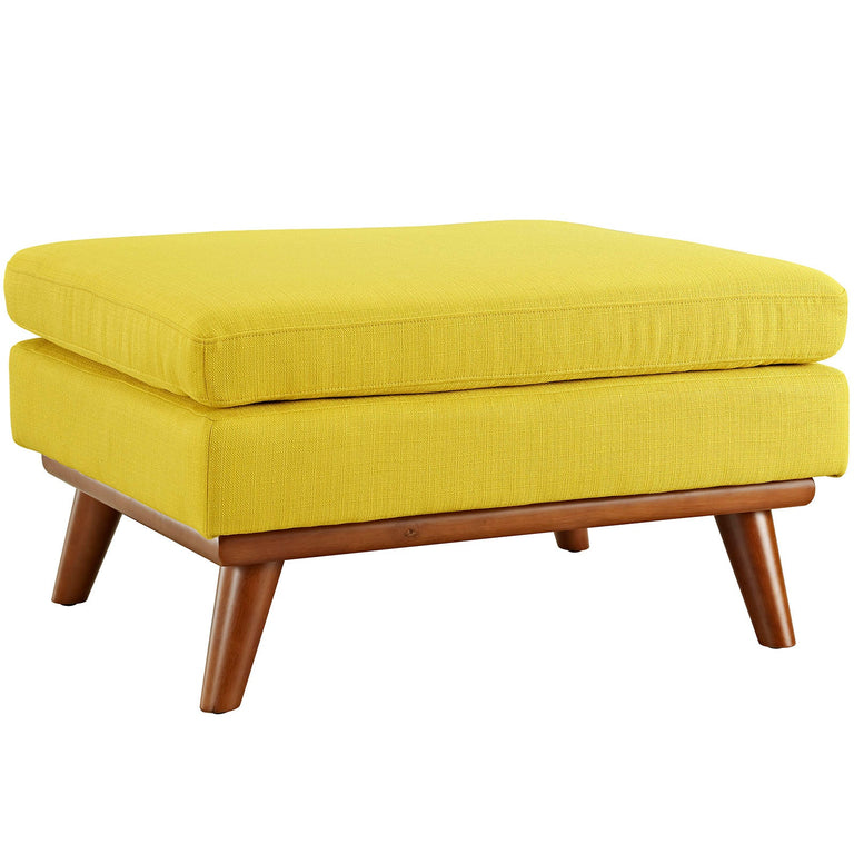 ENGAGE SOFAS AND ARMCHAIRS | LIVING ROOM