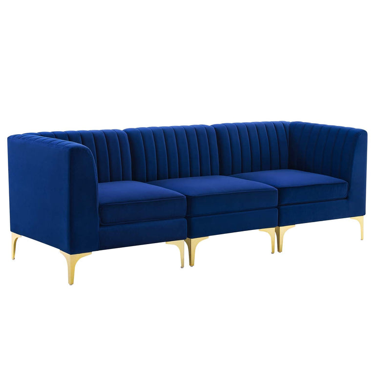 TRIUMPH SOFAS AND ARMCHAIRS | LIVING ROOM