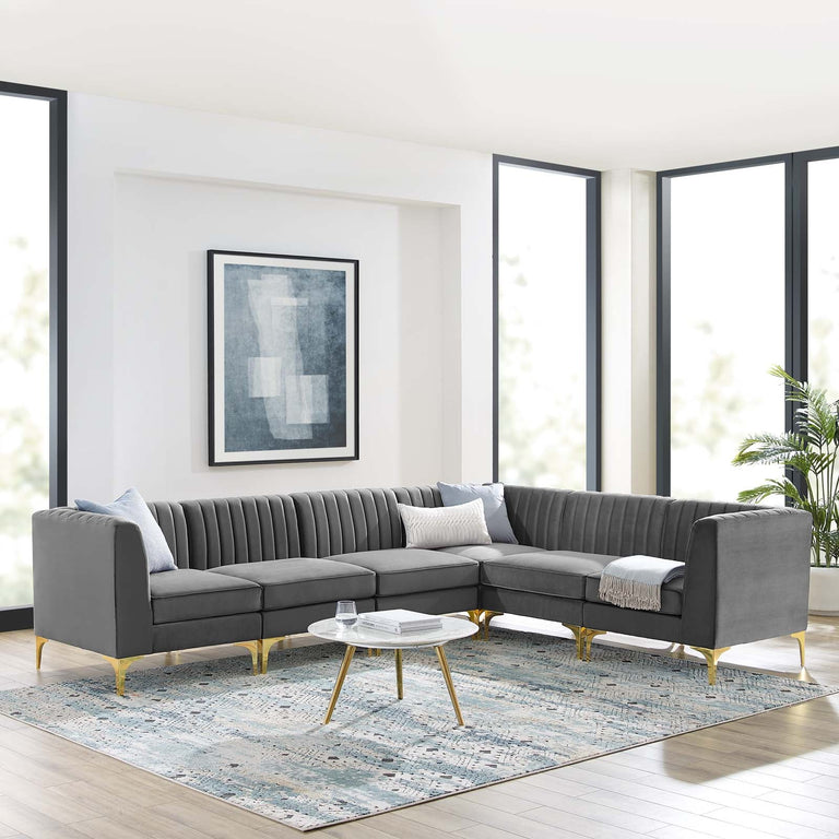 TRIUMPH SOFAS AND ARMCHAIRS | LIVING ROOM