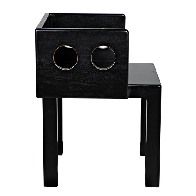 ELTON CHAIR | SEATING