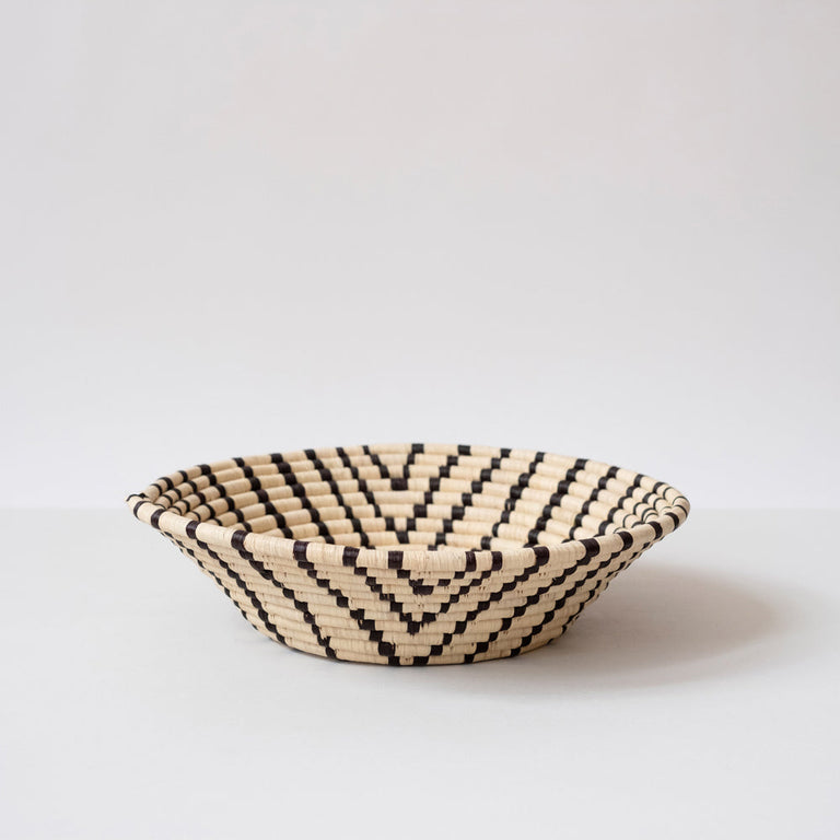 QUADRANTS 13" BASKET (UGANDA)