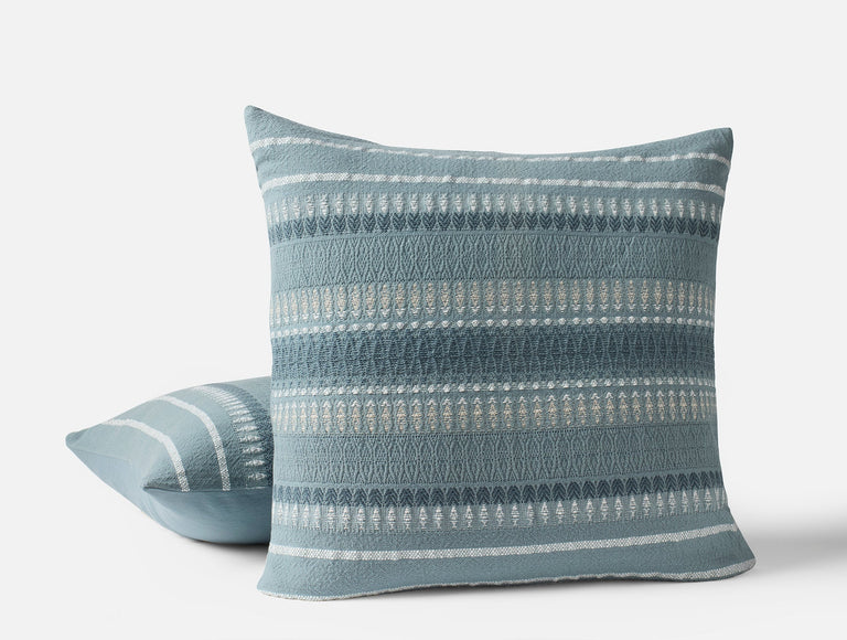LOST COAST DECORATIVE ORGANIC PILLOW COVER | PILLOWS