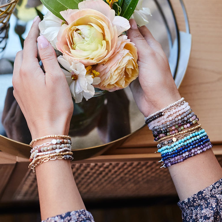 MINI METAL STACKING BRACELET | JEWELRY
