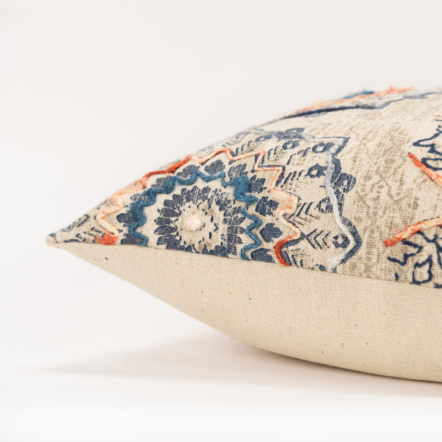 BENDTSEN RUST MEDALLION WITH VINING ACCENTS MODERN CRAFT THROW PILLOW
