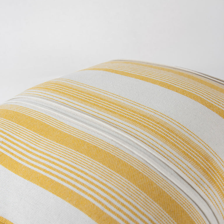 THORHAUGE WHITE STRIPE COASTAL THROW PILLOW