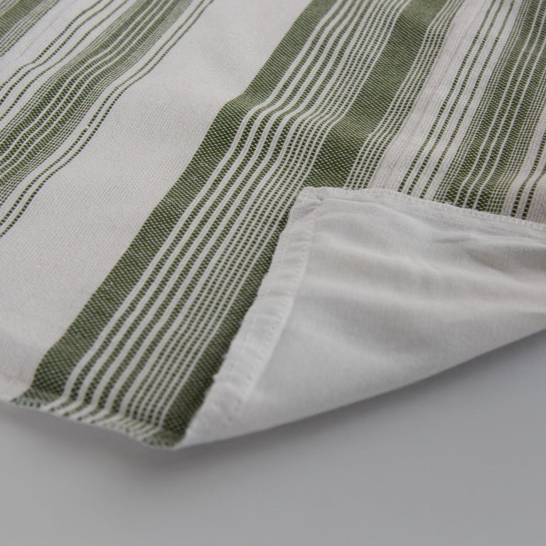 DUELUND WHITE STRIPE COASTAL THROW PILLOW