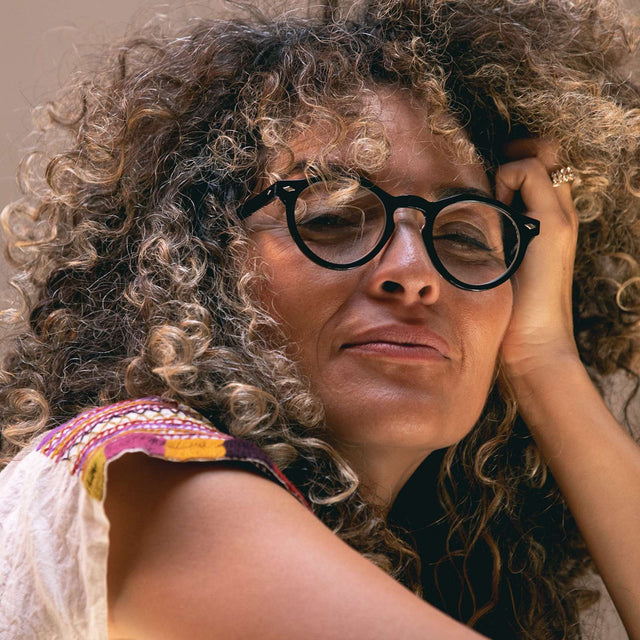 DOGLEG| FASHION READERS | EYEWEAR ACCESSORIES