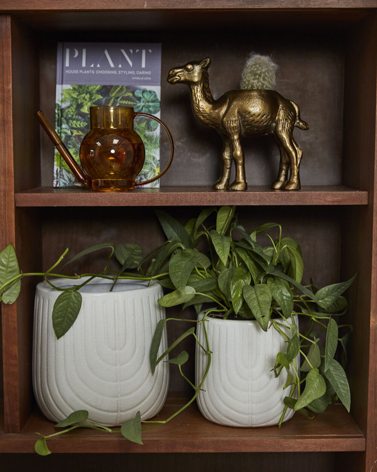 CORONADO WHITE CERAMIC EMBOSSED PLANTER POT