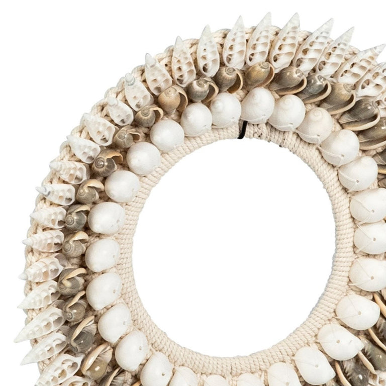 NIA DECORATIVE NECKLACE