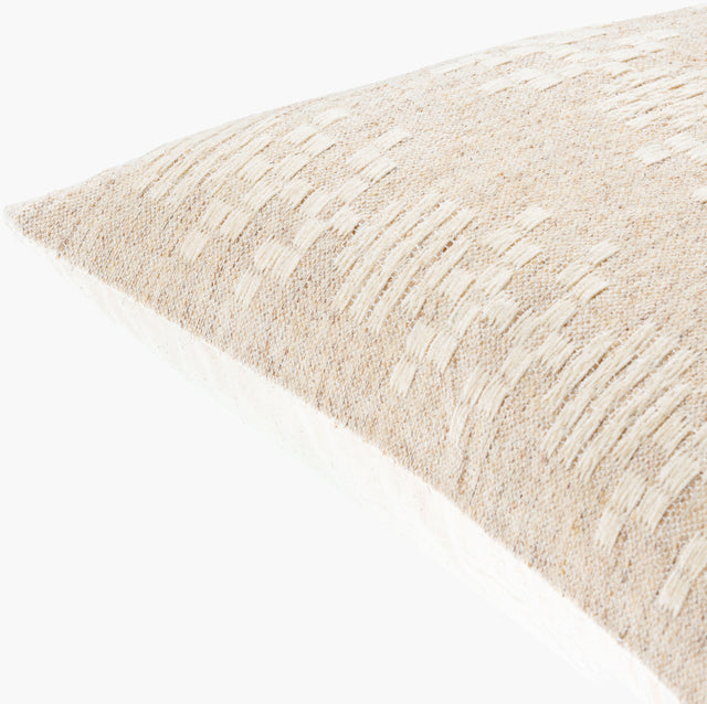 ELARA | PILLOWS