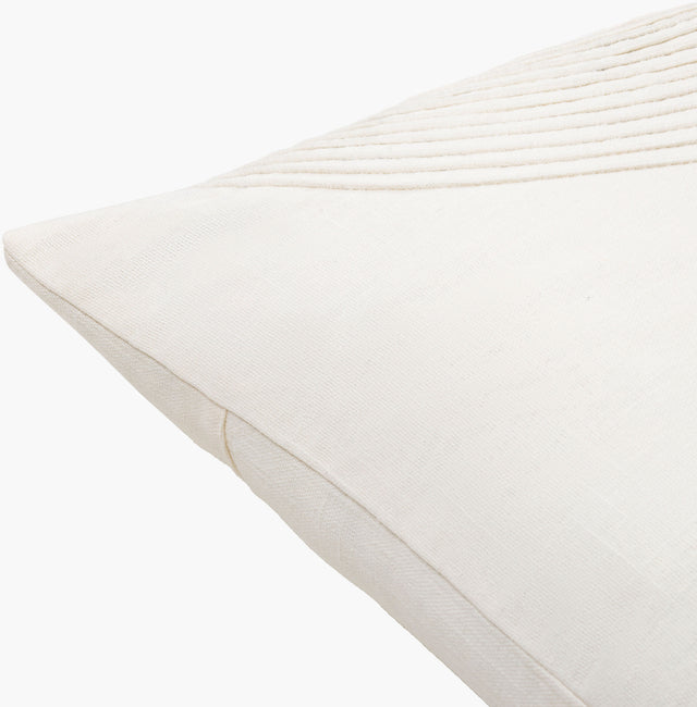 ERLANDS | PILLOWS