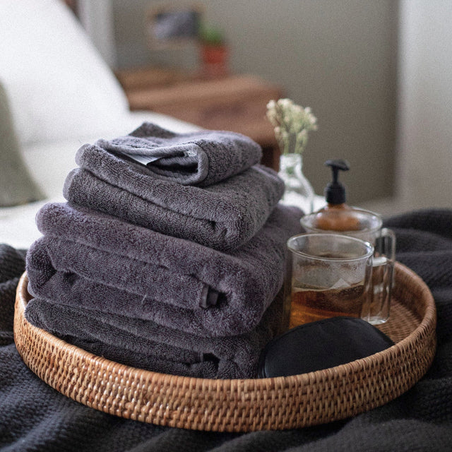 LIANA ROUND TRAY (MYANMAR) | ENTERTAINING | STAG & MANOR