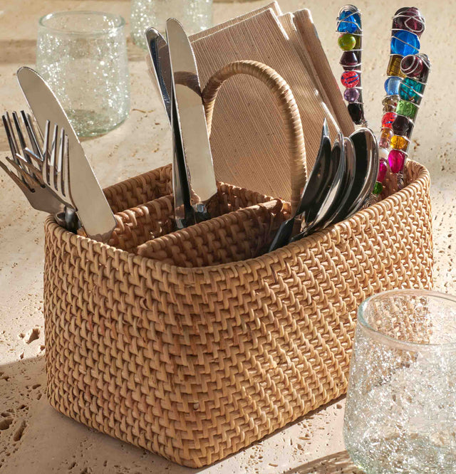 LOMBOK CADDY | ENTERTAINING