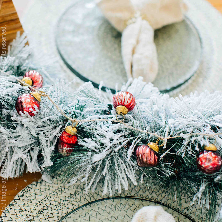 CAROUGE ORNAMENT GARLAND | HOLIDAY