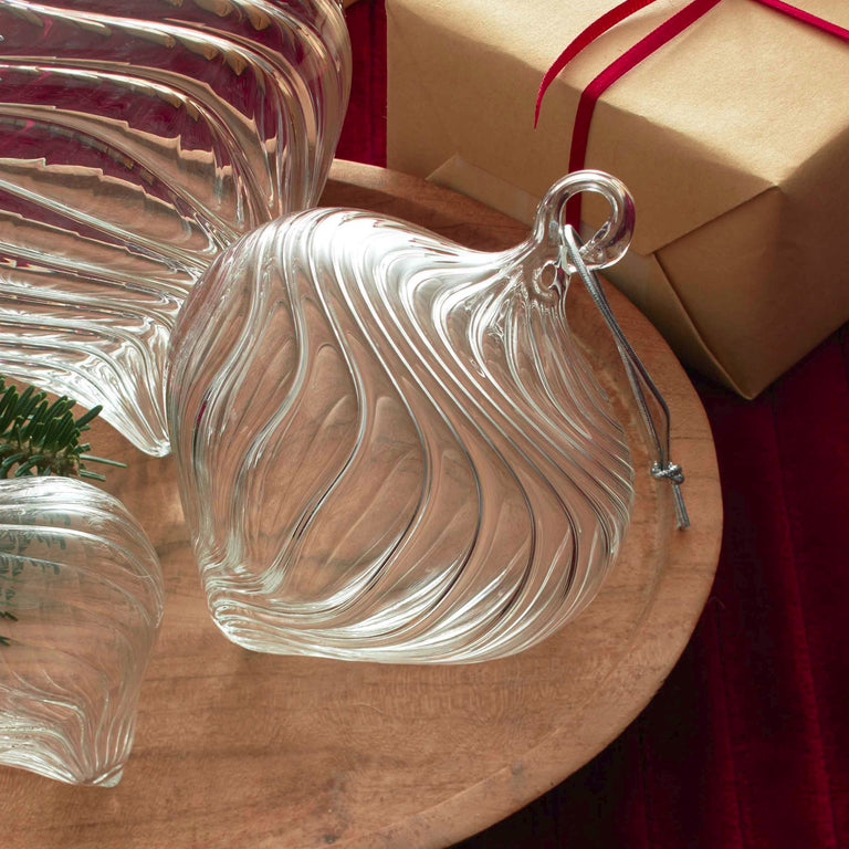 TULLEN ORNAMENT  | ORNAMENTS
