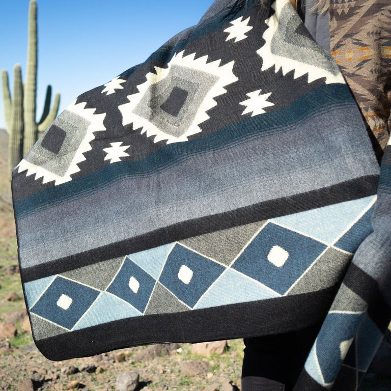 ALPACA BLACK CHAKANA (ECUADOR) | THROWS