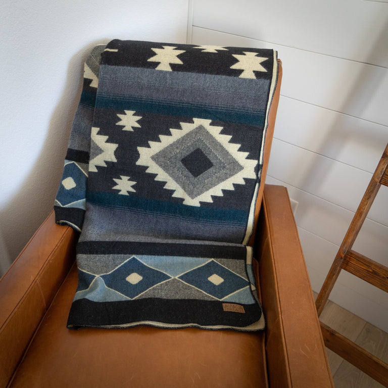 ALPACA BLACK CHAKANA (ECUADOR) | THROWS