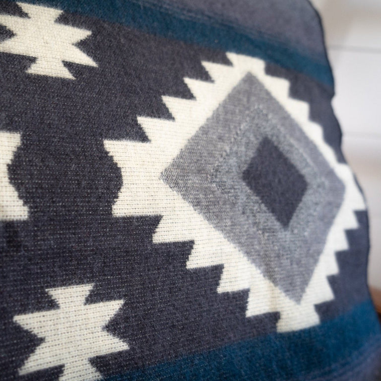 ALPACA BLACK CHAKANA (ECUADOR) | THROWS