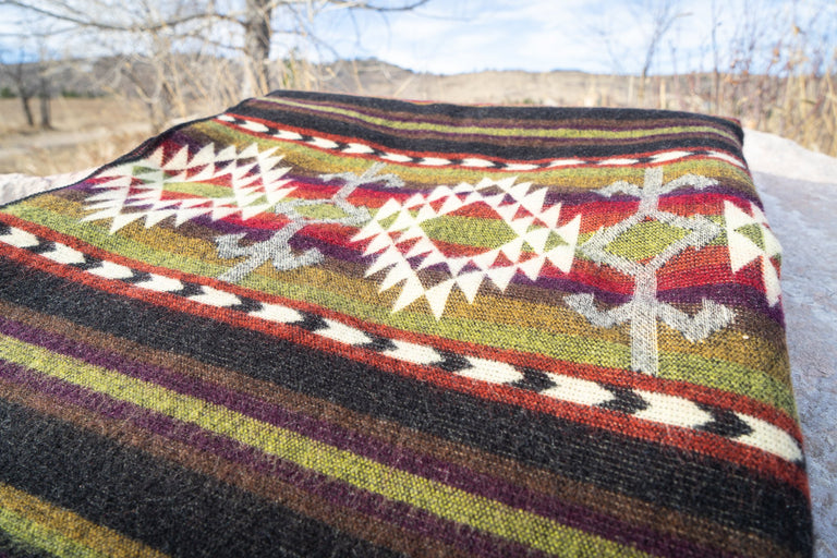 ALPACA BLACK CHAKANA (ECUADOR) | THROWS