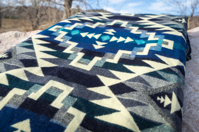 ALPACA BLACK CHAKANA (ECUADOR) | THROWS