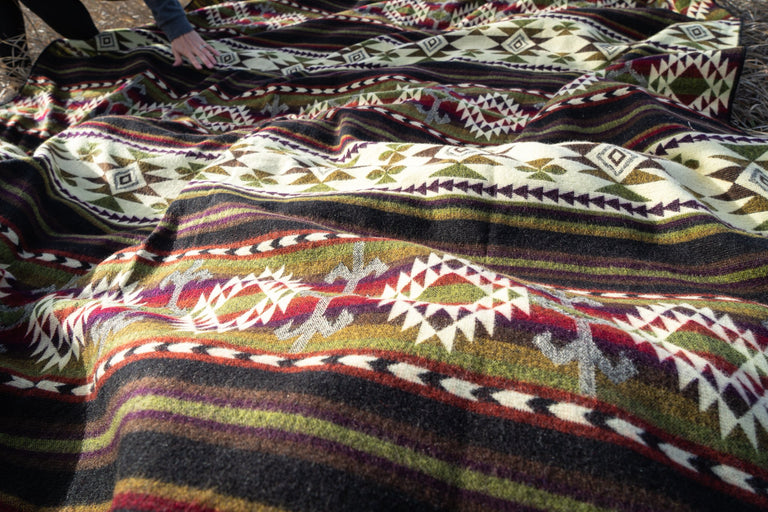 ALPACA BLACK CHAKANA (ECUADOR) | THROWS