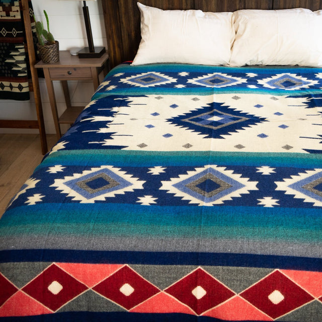 ALPACA BLACK CHAKANA (ECUADOR) | THROWS