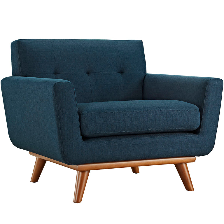 ENGAGE SOFAS AND ARMCHAIRS | LIVING ROOM