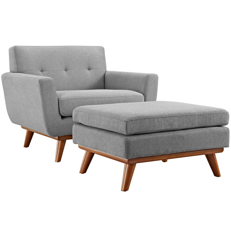 ENGAGE SOFAS AND ARMCHAIRS | LIVING ROOM