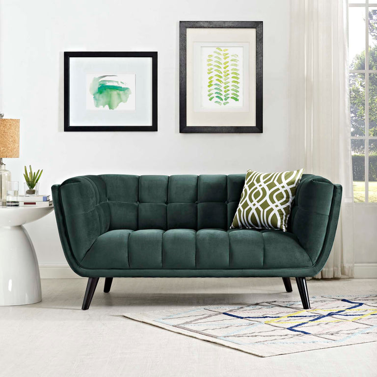 BESTOW SOFAS AND ARMCHAIRS | LIVING ROOM