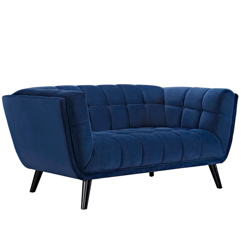 BESTOW SOFAS AND ARMCHAIRS | LIVING ROOM