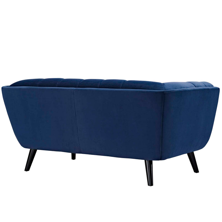 BESTOW SOFAS AND ARMCHAIRS | LIVING ROOM