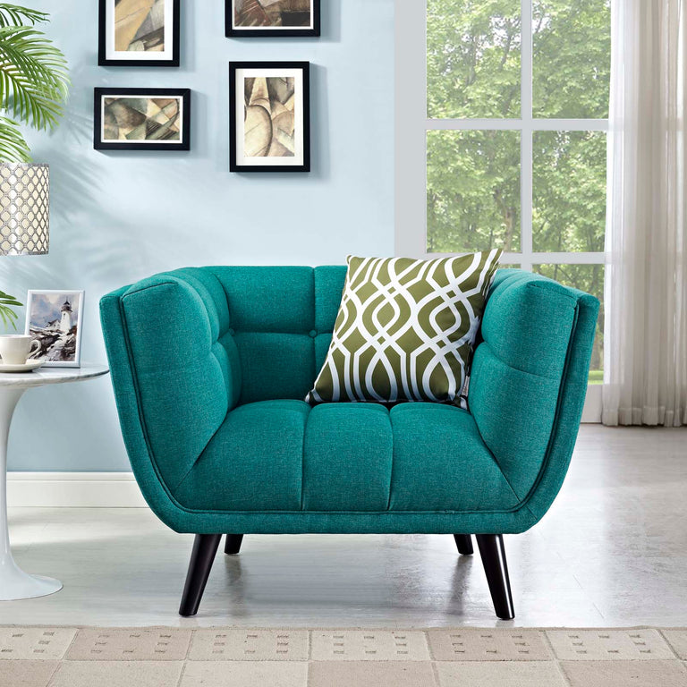 BESTOW SOFAS AND ARMCHAIRS | LIVING ROOM