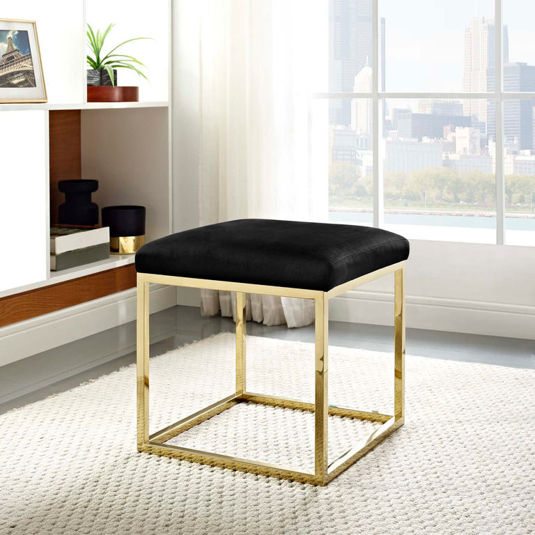 ANTICIPATE SOFAS AND ARMCHAIRS | LIVING ROOM