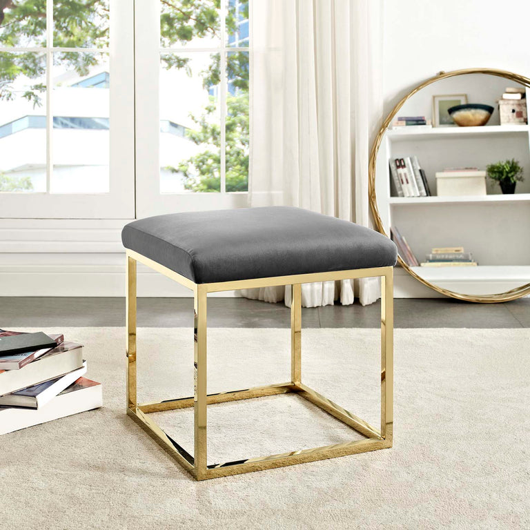 ANTICIPATE SOFAS AND ARMCHAIRS | LIVING ROOM