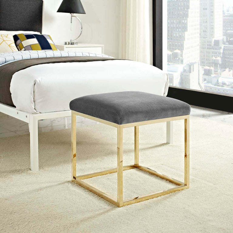 ANTICIPATE SOFAS AND ARMCHAIRS | LIVING ROOM