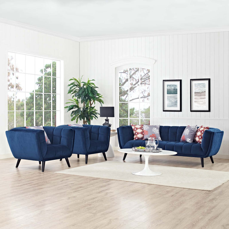BESTOW SOFAS AND ARMCHAIRS | LIVING ROOM