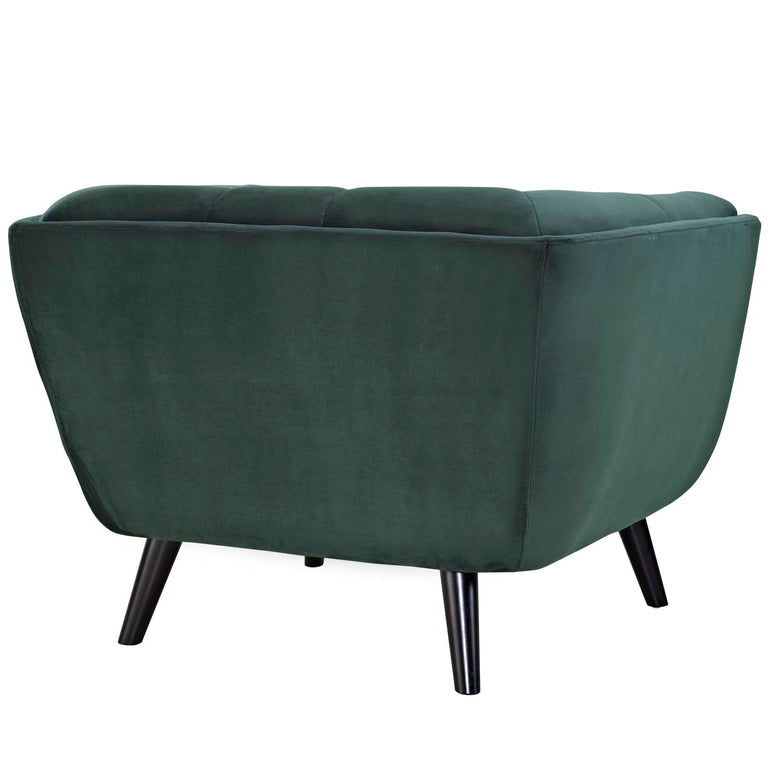 BESTOW SOFAS AND ARMCHAIRS | LIVING ROOM