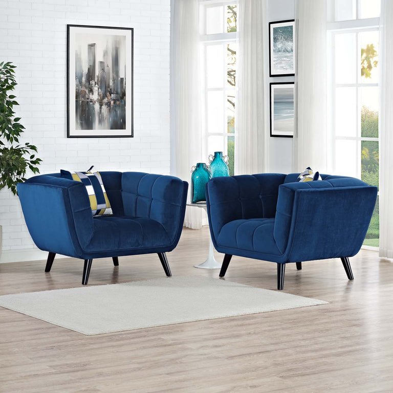 BESTOW SOFAS AND ARMCHAIRS | LIVING ROOM
