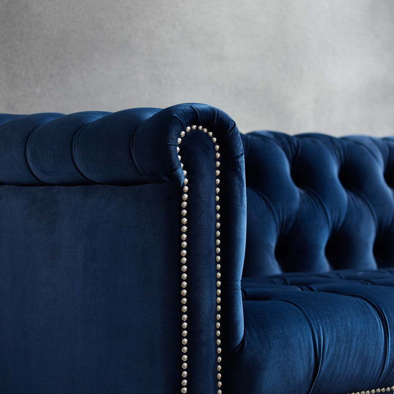 HERITAGE SOFAS AND ARMCHAIRS | LIVING ROOM