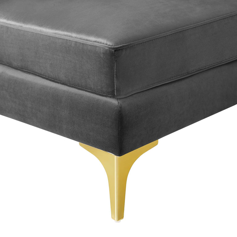 TRIUMPH SOFAS AND ARMCHAIRS | LIVING ROOM