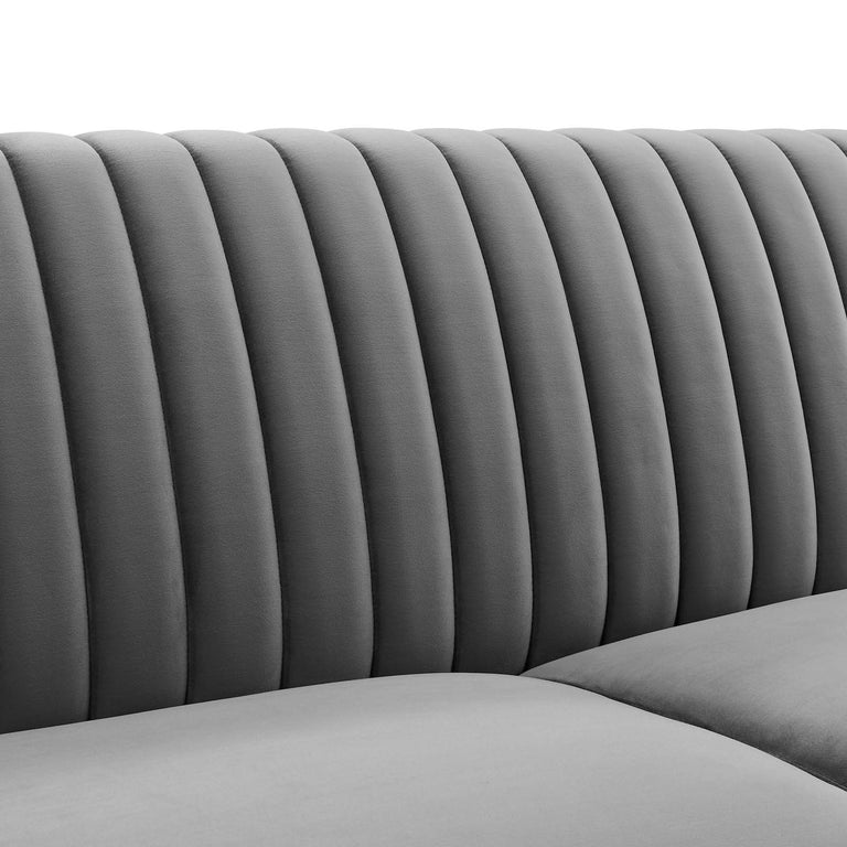 WINSOME SOFAS AND ARMCHAIRS | LIVING ROOM