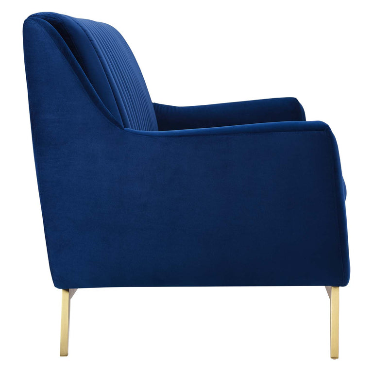 WINSOME SOFAS AND ARMCHAIRS | LIVING ROOM