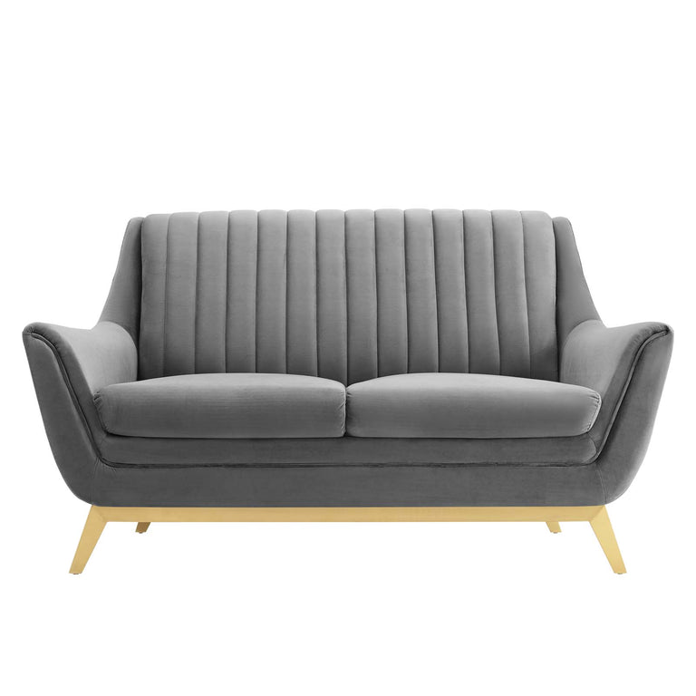 WINSOME SOFAS AND ARMCHAIRS | LIVING ROOM
