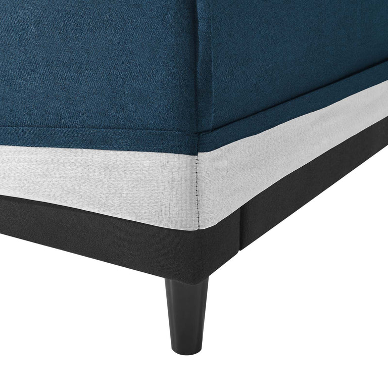 AVALON SOFAS AND ARMCHAIRS | LIVING ROOM